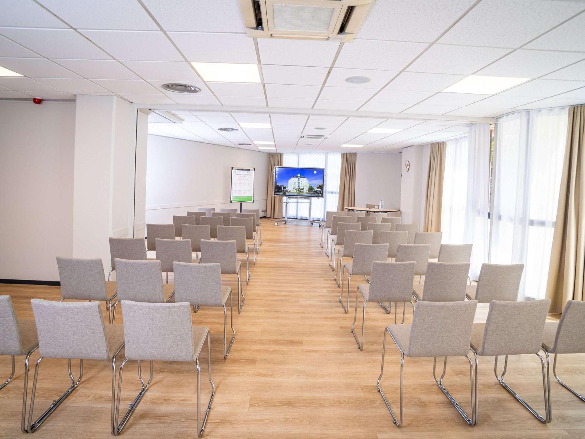 Ibis Styles Tours Centre Otel Dış mekan fotoğraf